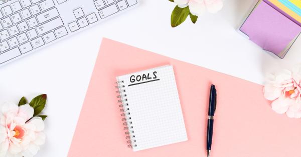 Featured image for “Goal Setting Glow Up: My 3-Step Goal Setting Process That Can Change Your Life”